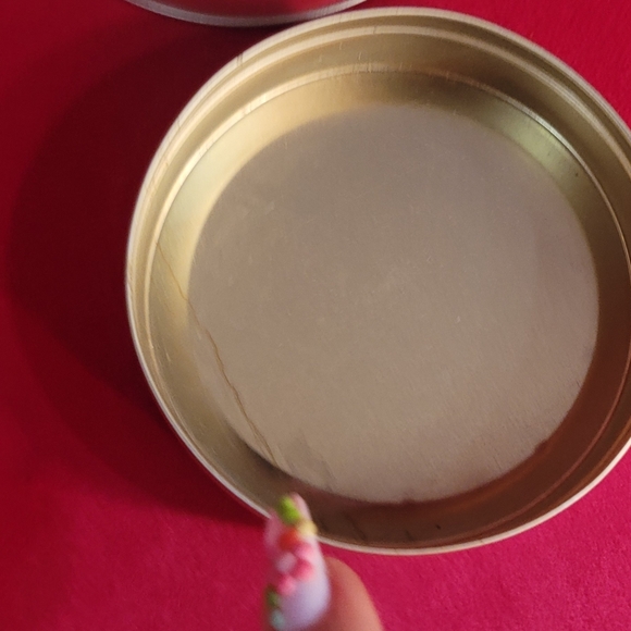 2 Rare Vintage Coca-Cola small  Tins  pre-owned. A free gift included !✨️ - Picture 8 of 10